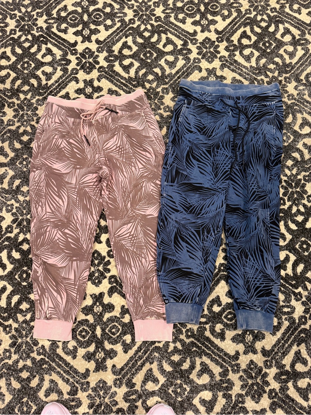 JOYLAB Palm-Print Jogger SwearPants - set of 2